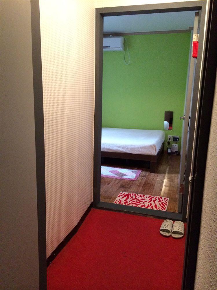Backpackers In Jeju City Center Экстерьер фото