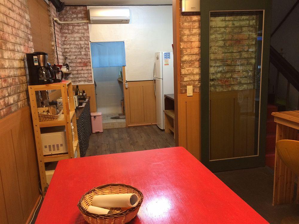 Backpackers In Jeju City Center Экстерьер фото