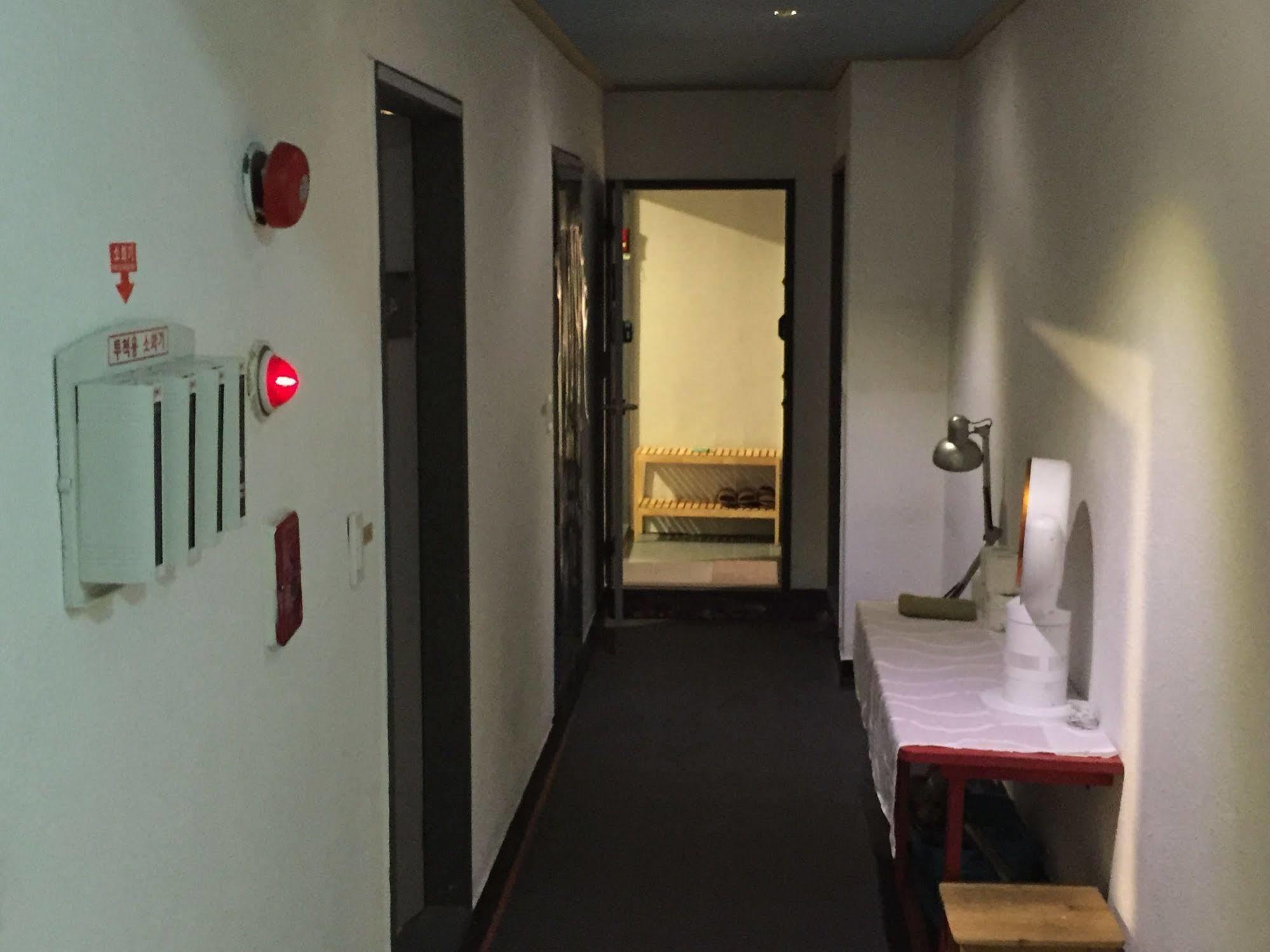 Backpackers In Jeju City Center Экстерьер фото